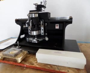 American Optical (AO) 860 Sliding Microtome