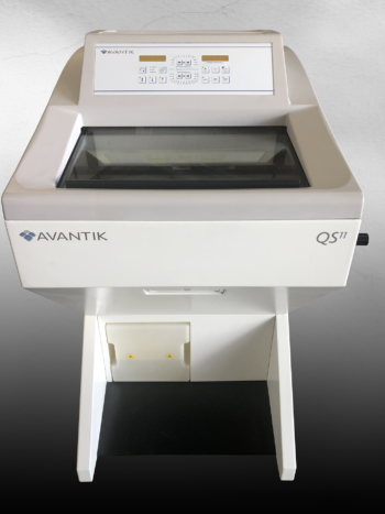 Used cryostat by Avantik QS11 refurbished by IMEB Inc. Front Side