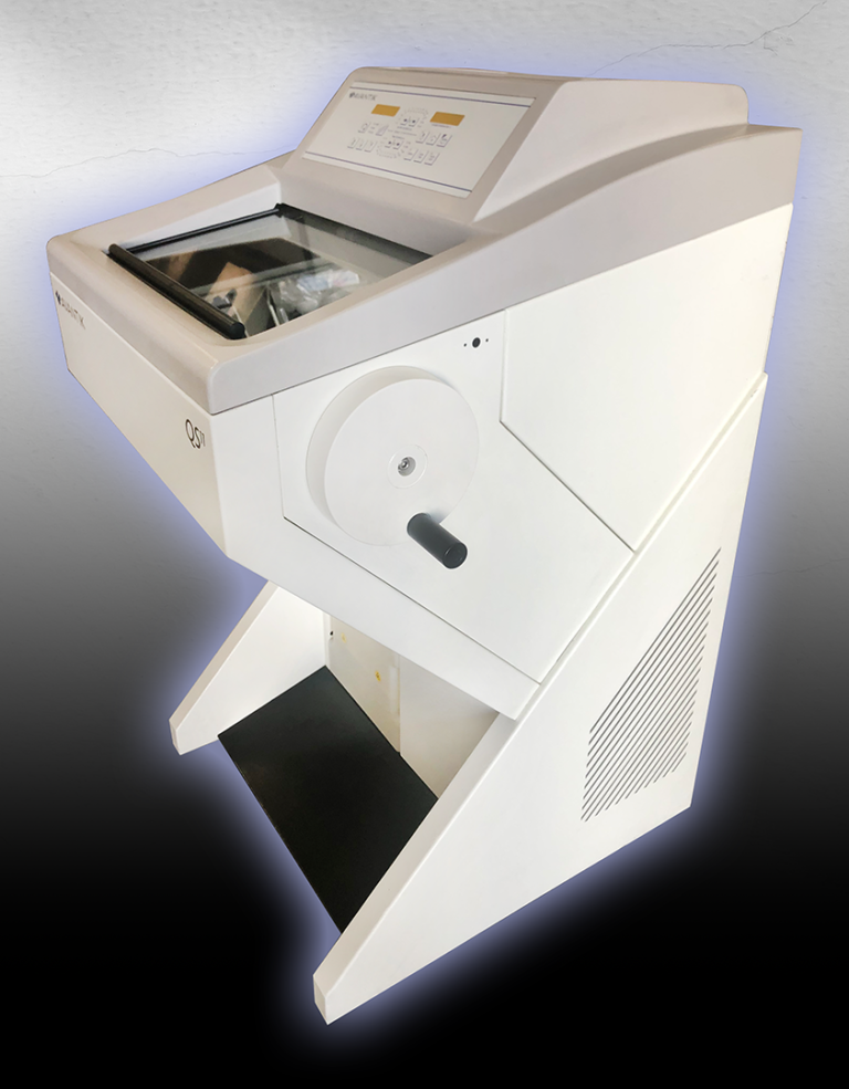 Used cryostat by Avantik QS11 refurbished by IMEB Inc. Front Side 3/4 view