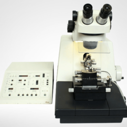 Ultracut refurbished microtome