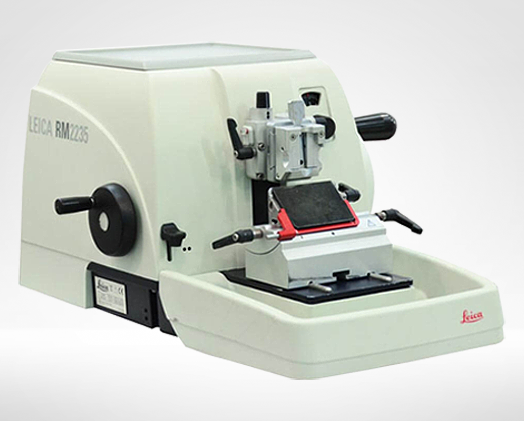 Leica refurbished RM2235 microtome